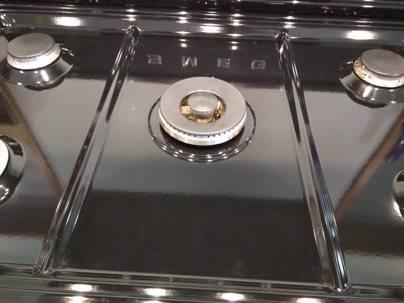 Spotless Smeg stove top after cleaning