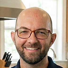 Vee — owner of EveryInch Cleaning